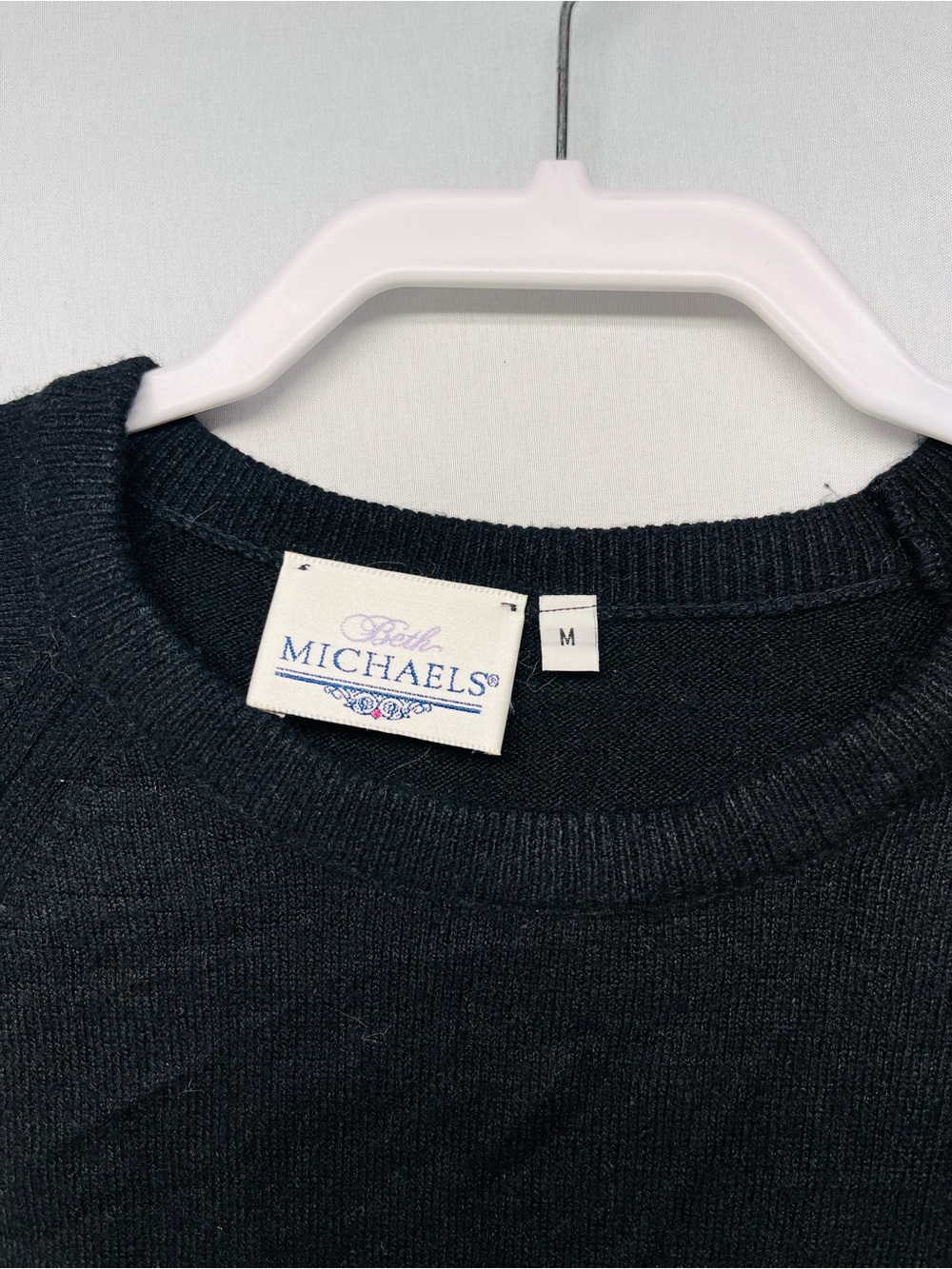 Vintage Women’s Black Crewneck Sweater - Picture 2 of 6